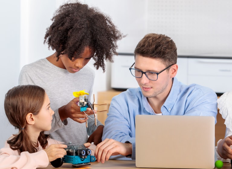 Education Special Topic free basic courses (1).jpg__PID:9094ed59-1989-438e-bc54-9338d5cbd478